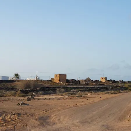 Molino De El Roque 公寓